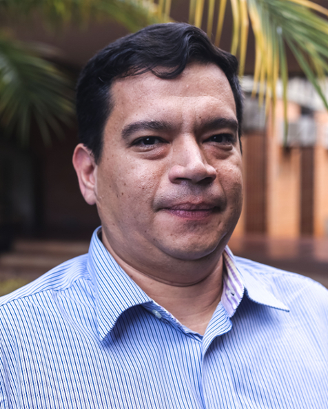 Foto do Prof. Cláudio Henrique de Almeida Feitosa Pereira